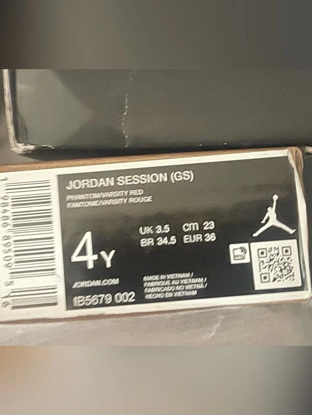 JORDAN SESSION (GS) Size 4Y Brand New Phantom/Coconut Milk/Pale Ivory